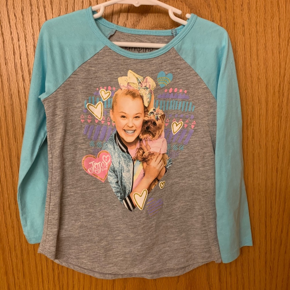 JoJo Siwa shirt